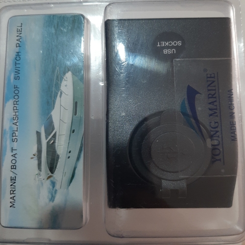 USB et allume cigare